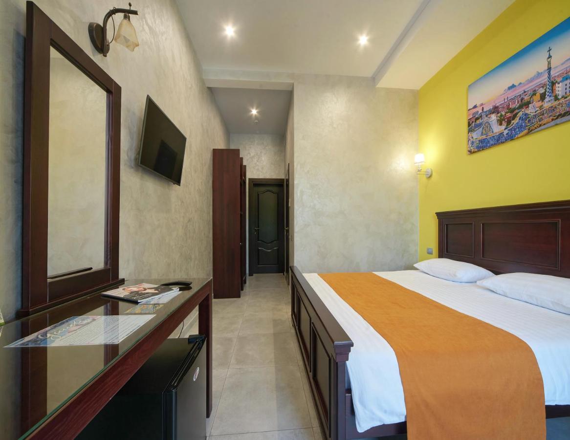 Gaudi Stylish Hotel Odessa Eksteriør bilde